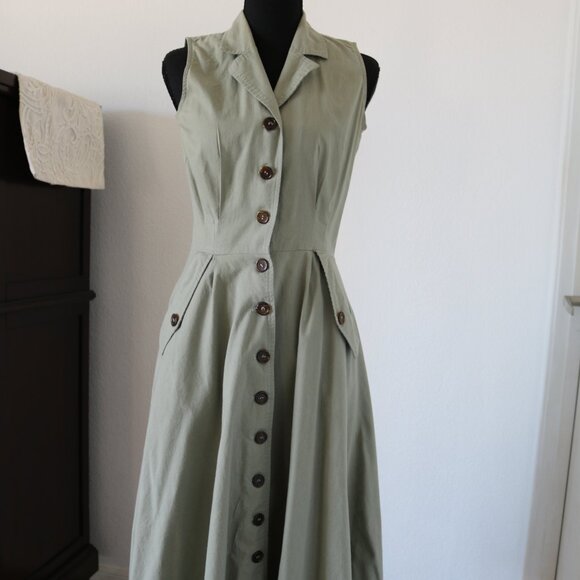 Sleeveless cotton dress. - Picture 1 of 6